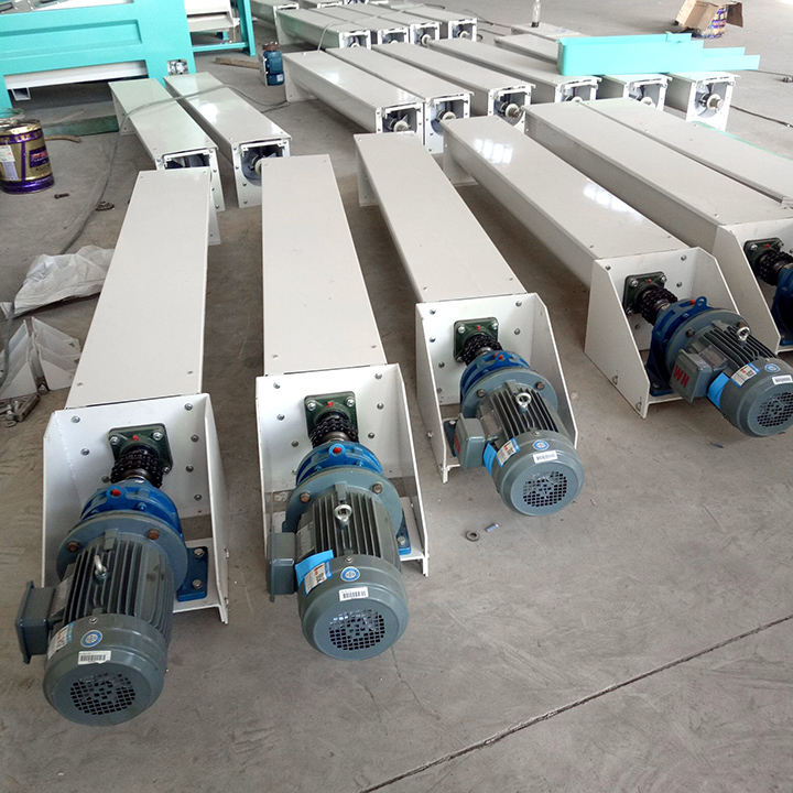 U型螺旋輸送機(jī)的輸送效率跟螺旋葉片的螺距、直徑有關(guān)